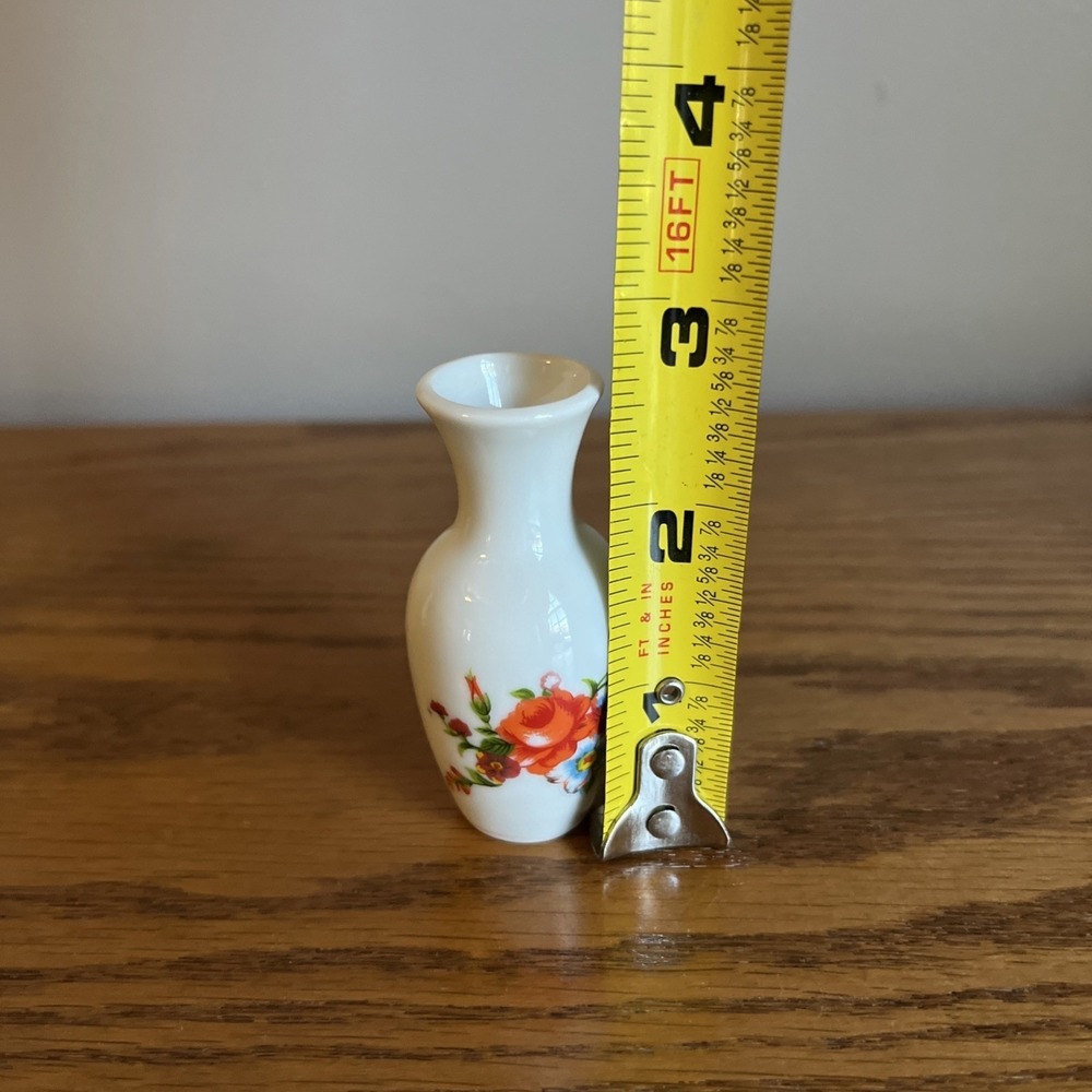 Vintage Miniature Vase Floral 2.5" Tall Orange Blue Floral Cottage Shabby Chic - Picture 7 of 7